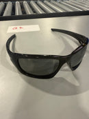 OAKLEY MENS VALVE POLARIZED SUNGLASSES - BLACK - Like New