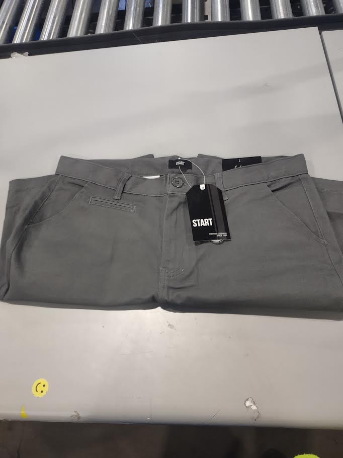START SHORTS 4-WAY STRETCH COLOR GRAY - SIZE: MEN 34 - GRAY - Brand New