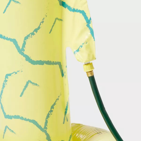 SUN SQUAD™ ARCH PINEAPPLE PLAY SPRINKLER - YELLOW - Like New