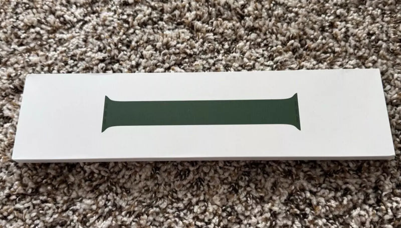 APPLE WATCH SOLO LOOP 41MM - SIZE 3 - CLOVER - Like New