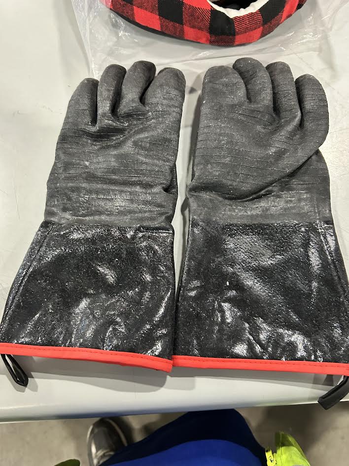 OUTDOOR MAGIC HEAT RESISTANT WATERPROOF OIL PROOF FIRE RESISTANT - BLACK/RED - Like New