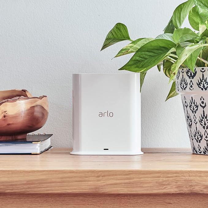 Arlo Ultra SmartHub Certified Accessory Connects Arlo Wifi VMB5000 - White Like New