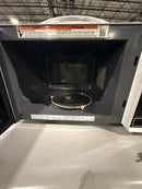 PANASONIC MICROWAVE NN-SC64MWCW - BLACK/WHITE - Like New