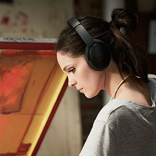 Bose QC 35 Noise-Cancelling Bluetooth Headphones Black - Like New