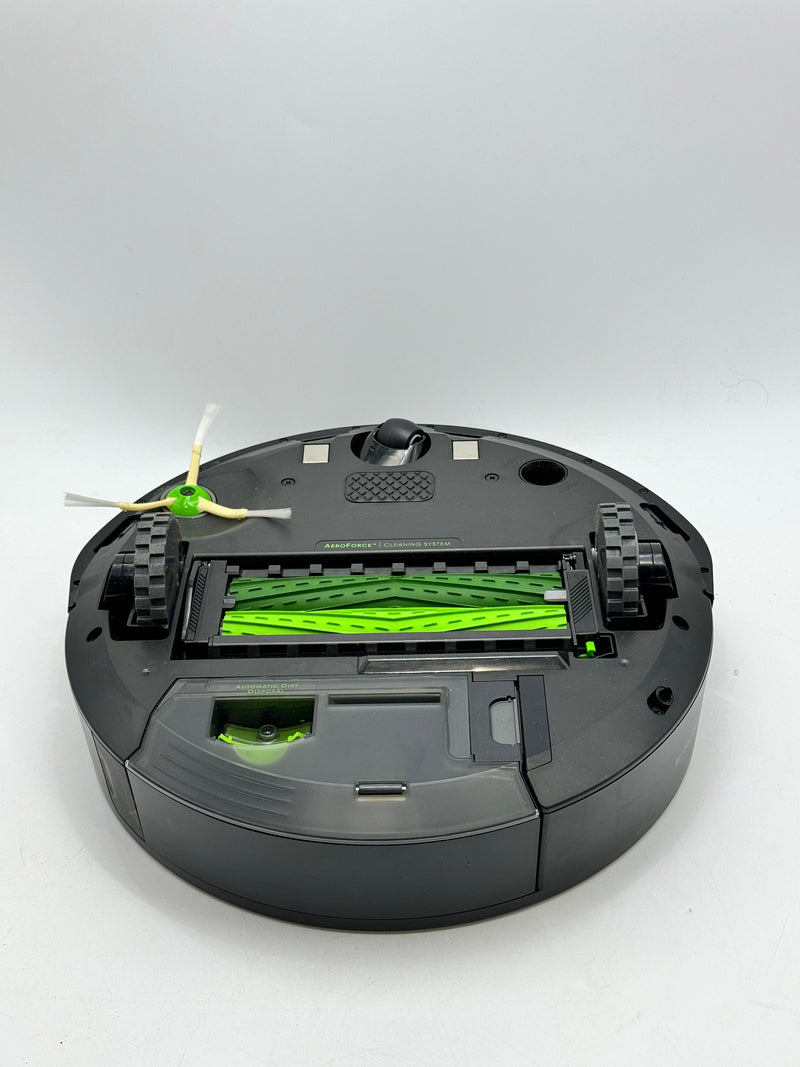 iRobot Roomba i4 + Self-Emptying Cleaning Robot Smart Mapping I455920 - Black - Like New