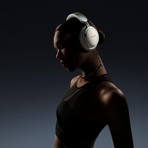 Bose QuietComfort Ultra Bluetooth Headphones Wireless with Spatial Audio - White - Like New