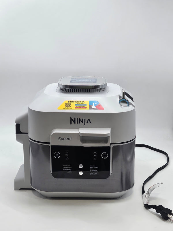 Ninja Speedi Rapid Cooker & Air Fryer, 6-Quart Capacity SF301HWH - LIGHT GRAY Like New