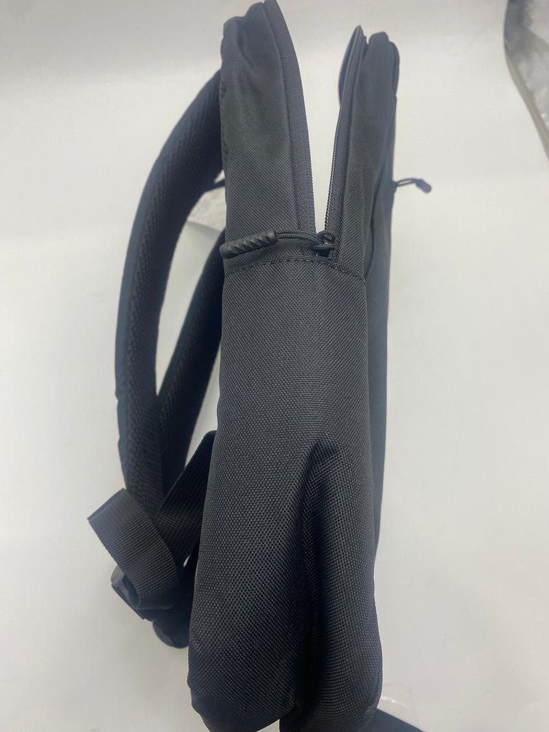 XIN YUE XIN LIGHTWEIGHT SCHOOL WORK SPORTS BACKPACK - BLACK - Like New