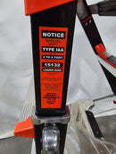 LITTLE GIANT 4' - 6' SELECT STEP FIBERGLASS LADDER - BLACK - Like New