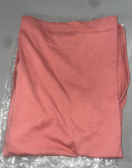 STUDIO 33 WOMEN'S SOLID SLEEVELESS RACERBACK TANK TOP - SIZE: WOMEN S - PEACH - Like New