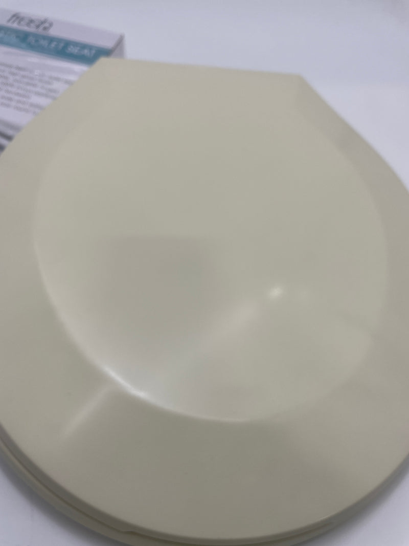 DREAM BATH HARD PLASTIC TOILET SEAT NON-SLIDE HINGES FIT 17" TOILET BOWLS, BEIGE - Like New