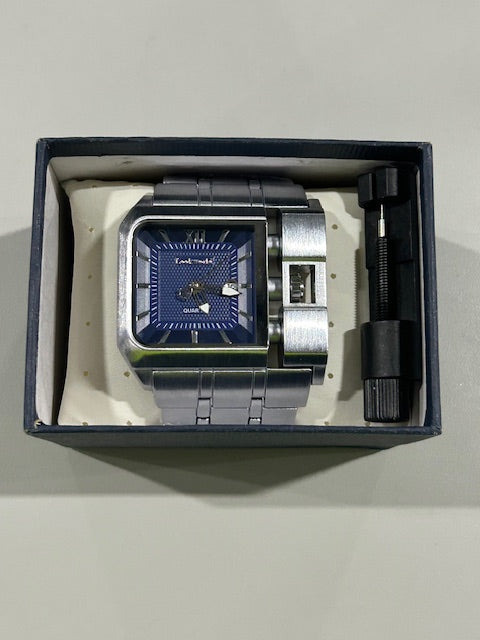 LOOKWORLD ELEGANT MEN'S QUARTZ WATCH WITH LARGE SQUARE DIAL, BLUE FACE - SILVER - Like New