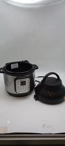 INSTANT POT DUO CRISP 9-IN-1 ELECTRIC PRESSURE COOKER AND AIR FRYER COMBO - Like New