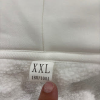 N/A HOODIE JACKET WITH FULL ZIP AND FRONT POUCH - SIZE: MEN 2XL - WHITE - Like New