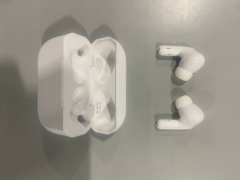 GENERIC A3 TRUE WIRELESS EARBUDS - WHITE - Like New