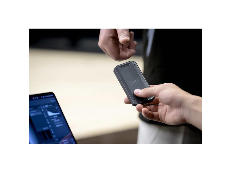 SanDisk Professional PRO-G40 4TB Thunderbolt 3 Portable External SSD