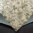 Waverly Felicite Set with Coordinating Bed Skirt and 2 Throw Pillows and 2 Shams - Brand New