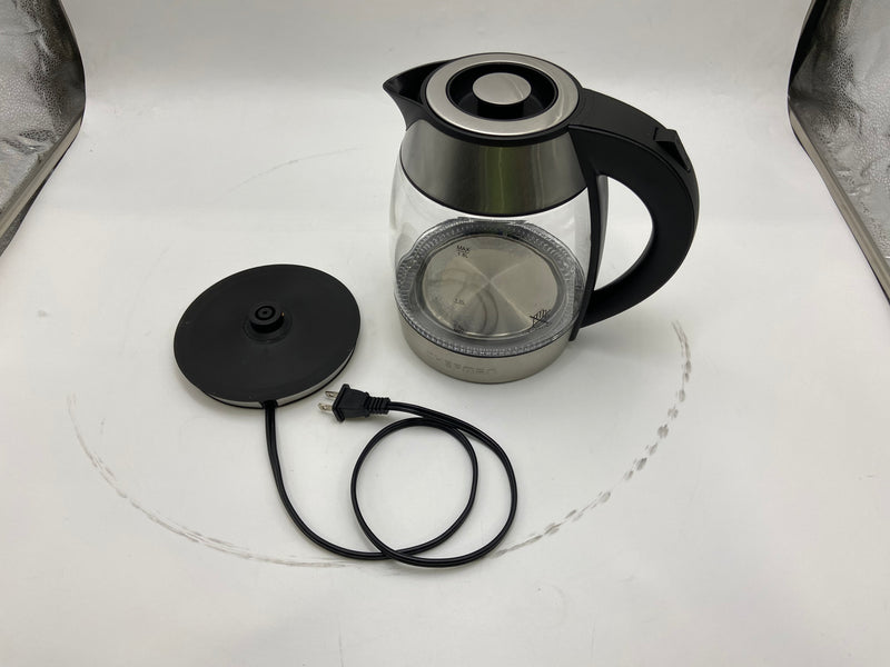 CHEFMAN ELECTRIC KETTLE 1.8L CAPACITY - BLACK/STAINLESS STEEL - Like New