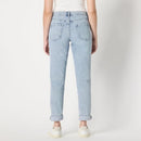 Amazon Essentials Women Low Stretch Boyfriend Crop Jean Size 8 Iced Blue Light - Brand New