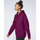 GILDAN UNISEX SOFTSTYLE MIDWEIGHT HOODED SWEATSHIRT - SIZE: XL - MAROON - Like New
