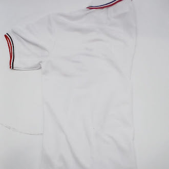 TIGER WOLF MEN'S THREE BUTTON POLO - SIZE: MEN M - WHITE/BLACK/RED - Like New