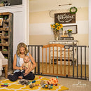 Summer Infant Anywhere Decorative Walk-Thru Pet and Baby Gate - Like New