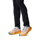 COLUMBIA MENS KONOS FEATHERWEIGHT SIZE 11.5 MANGO/STORMY BLUE - Like New