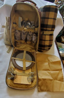KITCHEN SUPREME PICNIC 4 PERSON PICNIC BACKPACK WINE HOLDERS - BEIGE - Like New