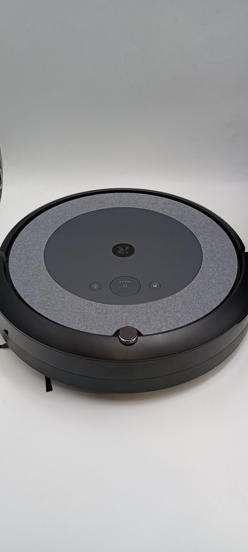 IROBOT ROOMBA SPEC: IROBOT ROOMBA COMBO I5 ROBOT VACUUM & MOP - NEUTRAL GRAY - Like New
