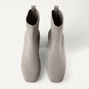AMAZON ESSENTIALS WOMEN'S KNIT STRETCH ANKLE BOOTS - SIZE 6 (W3) TAUPE - Like New