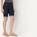 AEWM71815M25 AMAZON ESSENTIALS WOMEN JEAN SHORT SIZE 10 RINSE/DARK BLUE - Brand New
