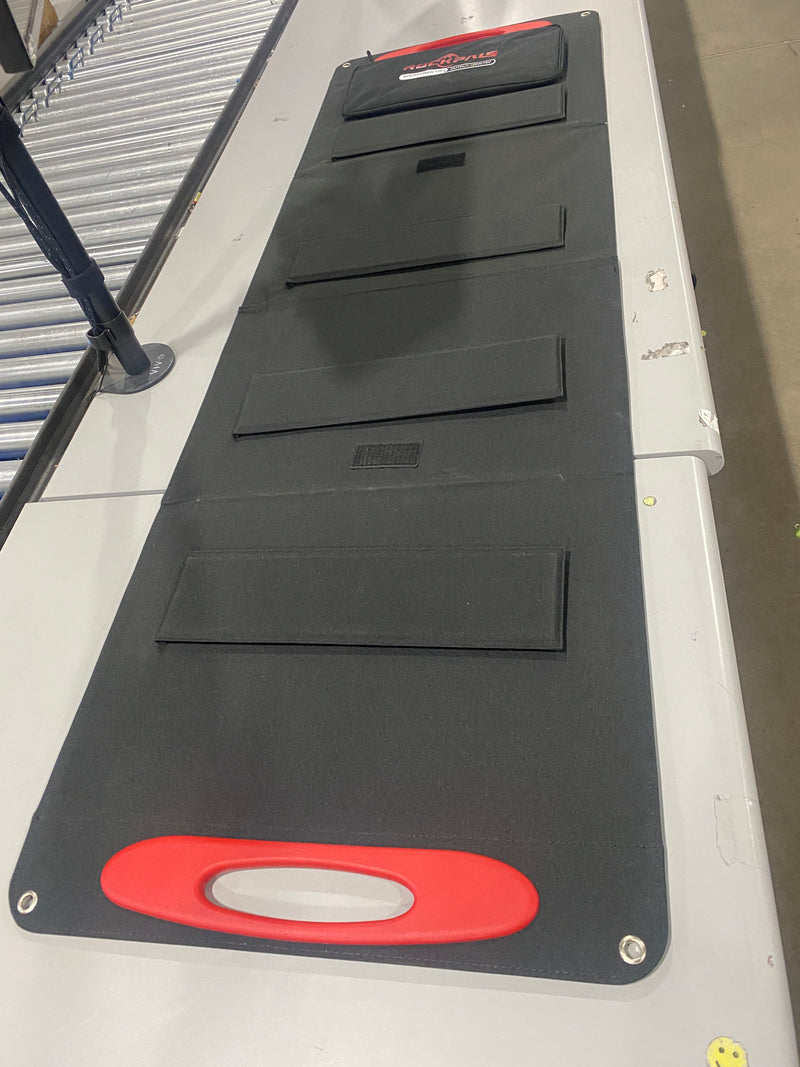 ROCKPALS (ROCKPOWER 120)SOLAR PANELS WITH OUTPUT 120W/18V - BLACK/RED - Like New