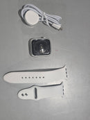 APPLE WATCH SERIES 4 NIKE (GPS) 44MM SILVER ALUMINUM CASE WITH WHITE SPORT BAND - Like New