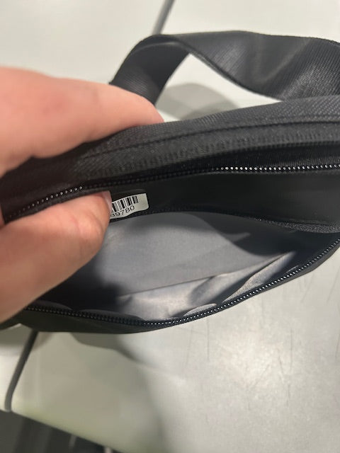 ALL IN MOTION BLACK ALL IN MOTION BELT FANNY PACK 9"X6.5" - BLACK - Like New
