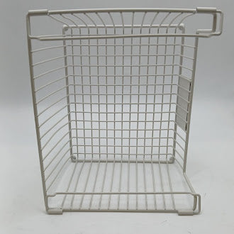 GENERIC STACKABLE WIRE BASKET WITH LABEL HOLDERS LENGTH 11 X 10 X 7 - WHITE - Like New