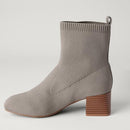 AMAZON ESSENTIALS WOMEN'S KNIT STRETCH ANKLE BOOTS - SIZE 6 (W3) TAUPE - Like New