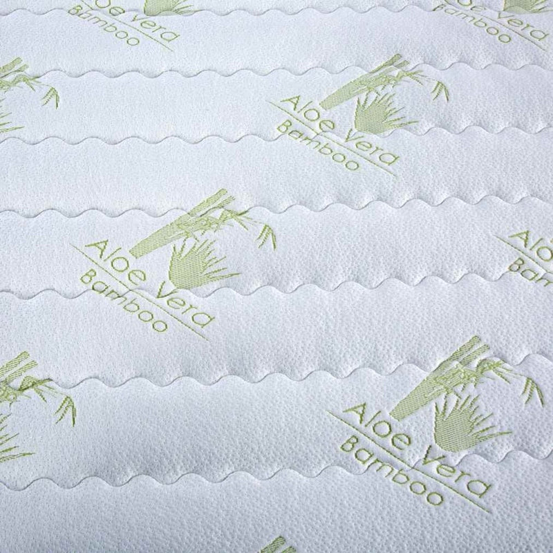 ALOE VERA RAYON FROM BAMBOO HYPOALLERGENIC MATTRESS PAD - KING - WHITE - Like New