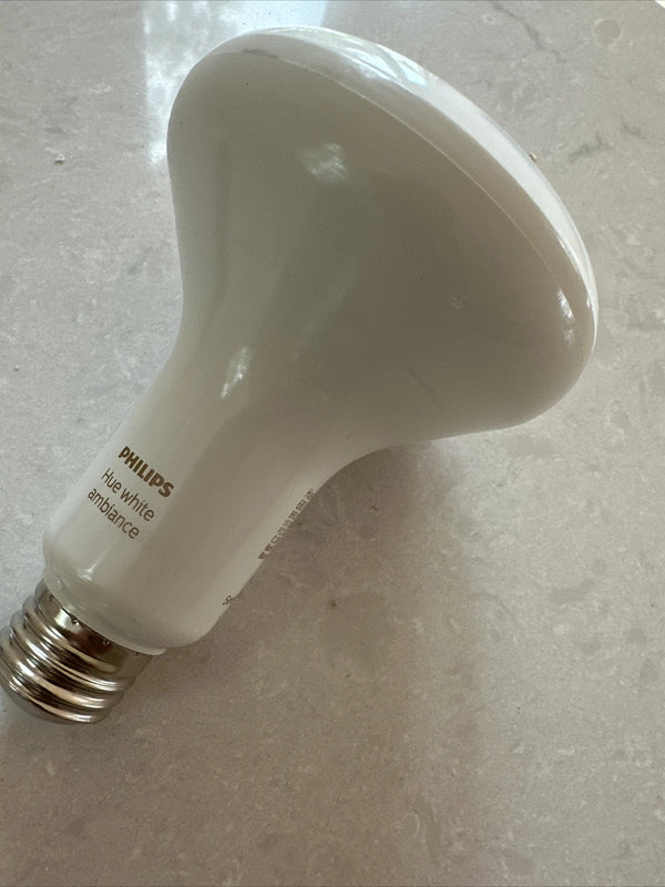 PHILLIPS HUE PHILIPS HUE WHITE AMBIANCE BR30 BULBS 680 LUMENS - WHITE - Like New