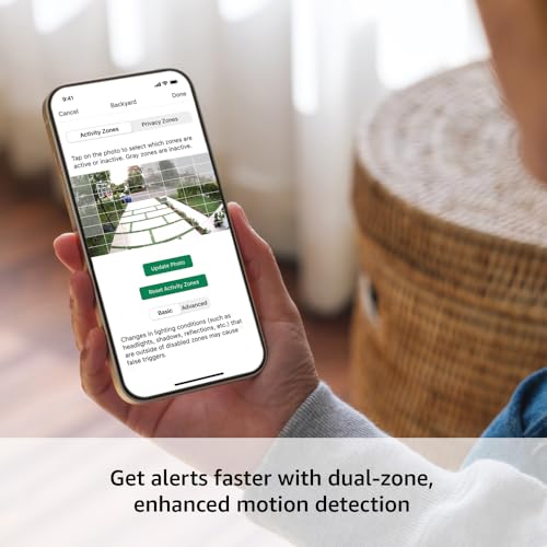 BLINK OUTDOOR 4 WIRELESS SMART SECURITY CAMERA 2YR 2WAY TALK BCHLDR + SYNC - Like New