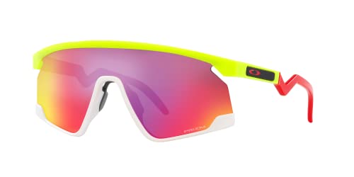 OAKLEY UNISEX SUNGLASSES BXTR SIZE 139 - YELLOW, WHITE, RED - Like New