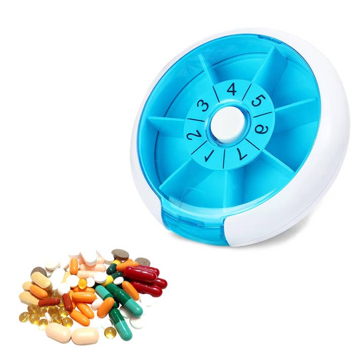 GENERIC TRAVEL PILL ORGANIZER, 7 COMPARTMENTS - WHITE/BLUE - Like New