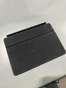 APPLE MAGIC KEYBOARD CASE WITH KEYBOARD BLACK 9.8" - BLACK - Like New