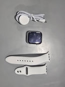 APPLE WATCH SERIES 4 NIKE (GPS) 44MM SILVER ALUMINUM CASE WITH WHITE SPORT BAND - Like New