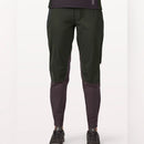 ON RUNNING WOMENS WATERPROOF PANTS - SIZE: WOMEN L - SHADOW/PEBBLE - Brand New