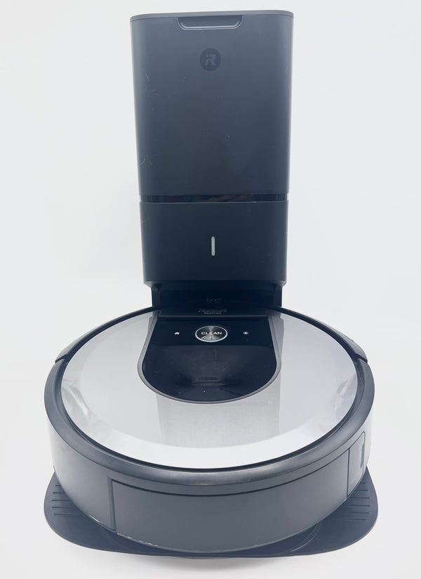 iRobot Roomba i7+ (7550) Robot Vacuum Wi-Fi Smart Mapping Alexa I755920 - Silver - Like New