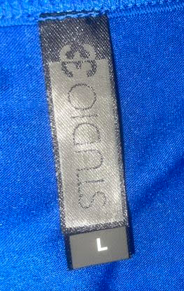 STUDIO 33 WOMEN'S SOLID SLEEVELESS RACERBACK TANK TOP - SIZE: WOMEN L - BLUE - Like New