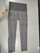SHOSHO WOMEN'S LEGGINGS HIGH WAISTED CROP ACTIVEWEAR SIZE WOMEN M/L - GRAY PLAID - Like New