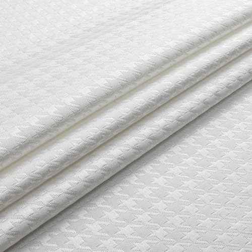 MAGESTIC GIFTWARE TABLECLOTH, JACQUARD, 60" X 90" - HOUNDSTOOTH WHITE - Like New