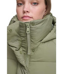 LW3RP696 LEVIS WOMEN'S SELMA HOODED PUFFER JACKET SIZE M - LICHEN GREEN - Brand New
