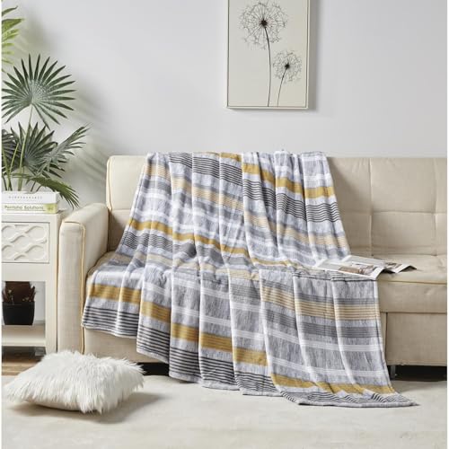 PLAZATEX Brea Printed Luxurious Ultra Soft Lightweight Blanket 102" x 90" - Like New